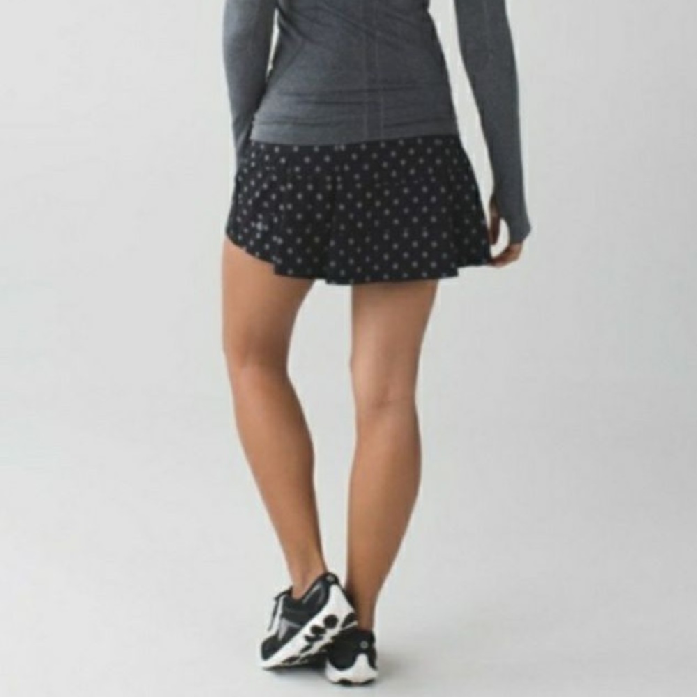 Lululemon pace rival skirt polka dot 6, skort